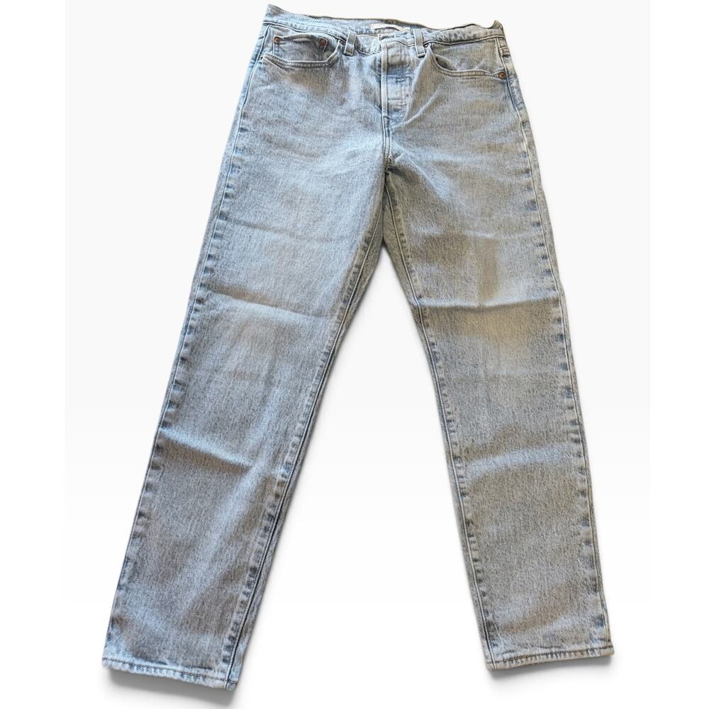 Levi's Wedgie Button Fly Straight Leg High Rise Denim Jeans 30 x 27 Light Wash